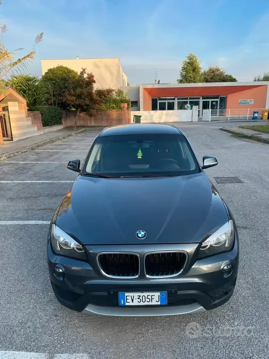 BMW X1 2014 photo 2