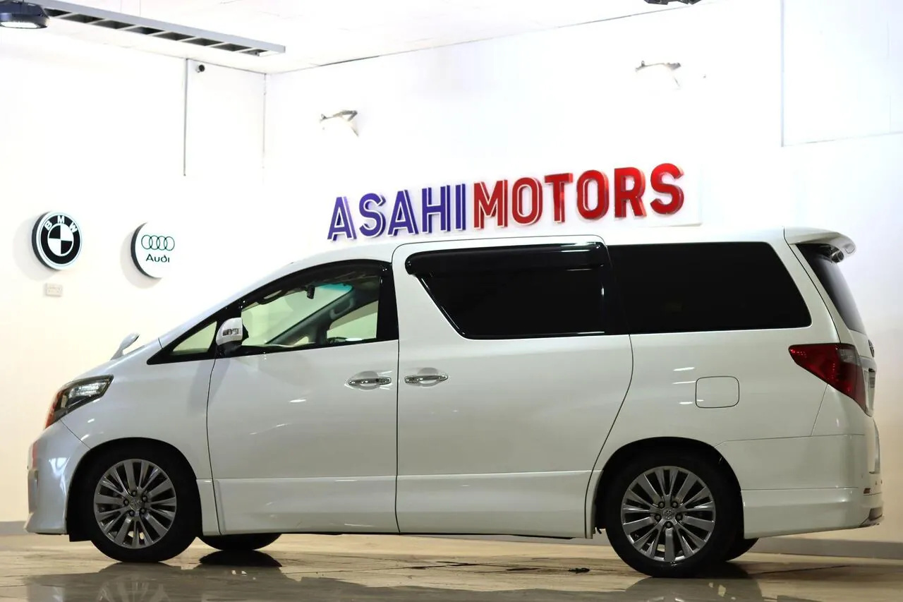 Toyota Alphard 2013 photo 5