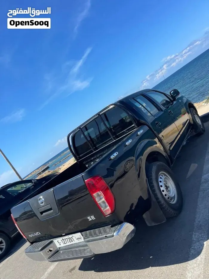 Nissan Navara 2013 photo 3