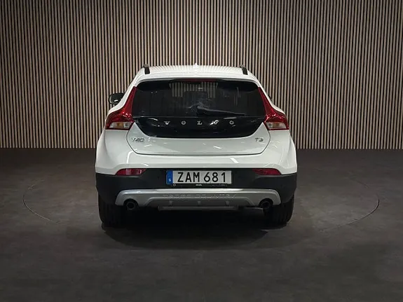 Volvo V40 Cross Country 2018 photo 5