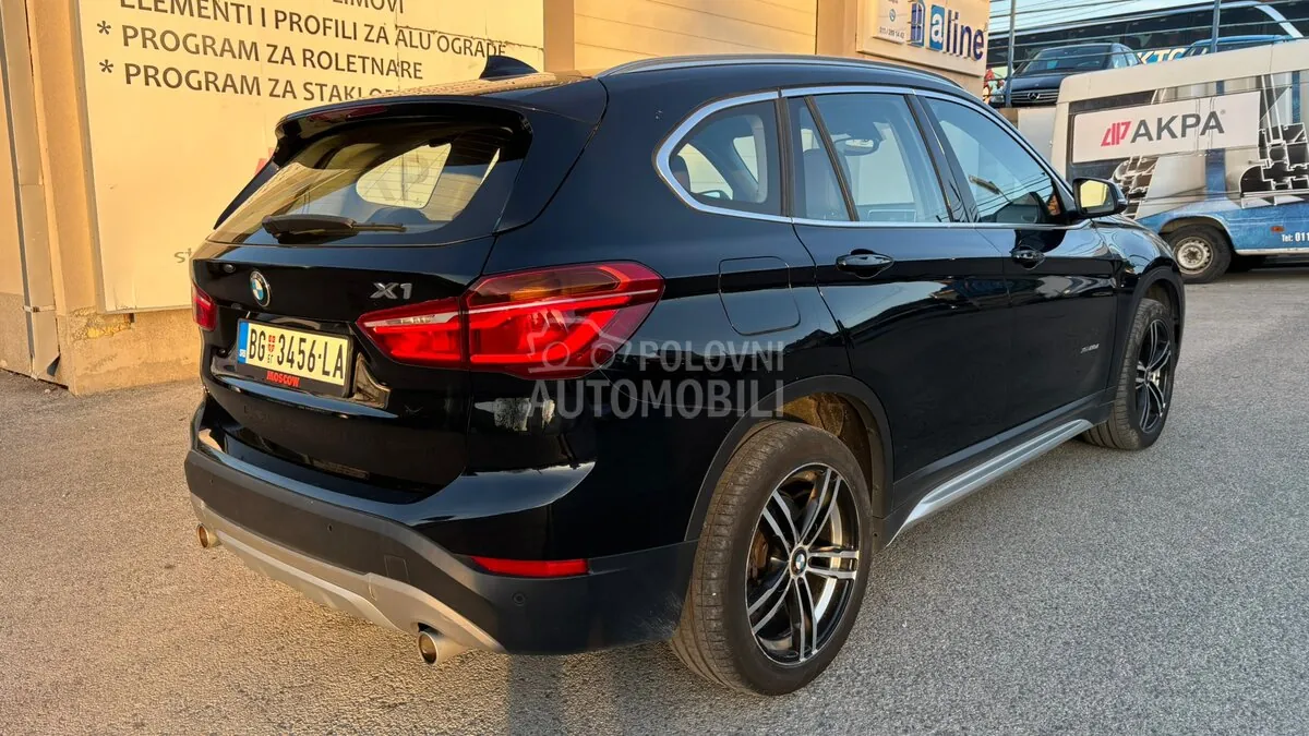 BMW X1 2015 photo 4