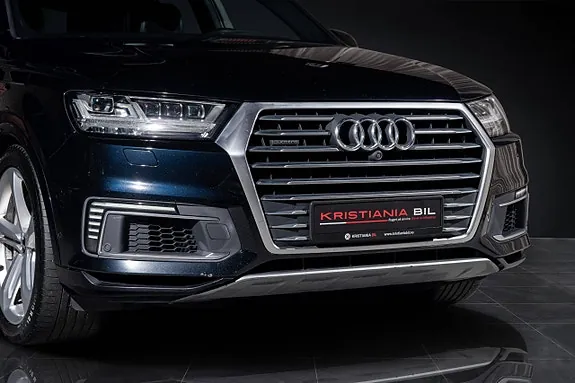 Audi Q7 2017 photo 5