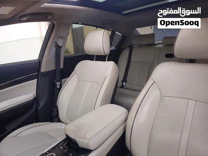 Kia Quoris 2015 photo 4