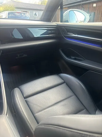Porsche Macan 2025 photo 5