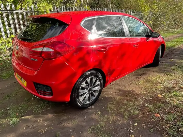 Kia Ceed 2015 photo 5