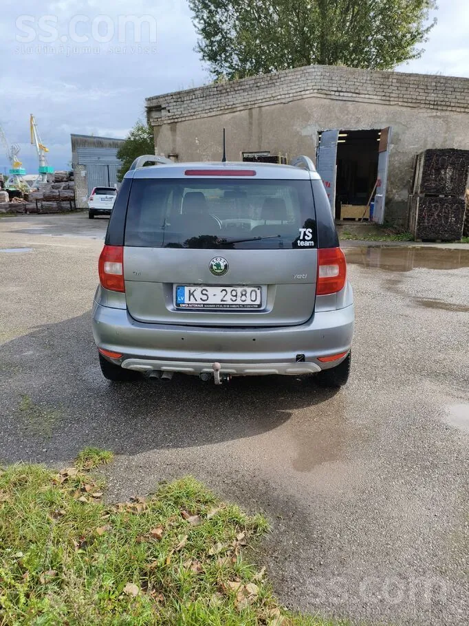 Skoda Yeti 2011 photo 3