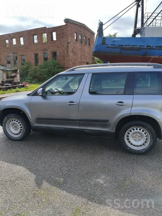 Skoda Yeti 2011 photo 2