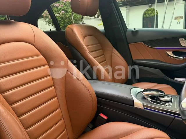 Mercedes-Benz C200 2019 photo 5