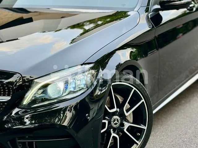 Mercedes-Benz C200 2019 photo 3
