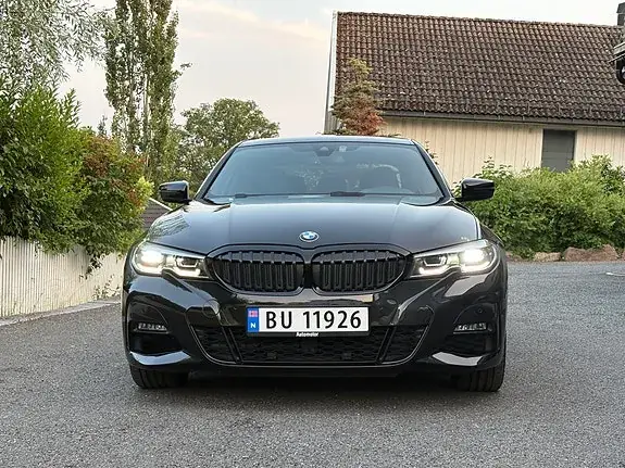 BMW 330E 2020 photo 3