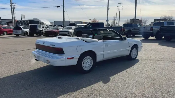 Chrysler Lebaron 1988 photo 5