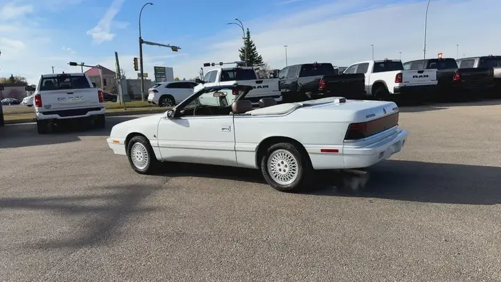Chrysler Lebaron 1988 photo 4