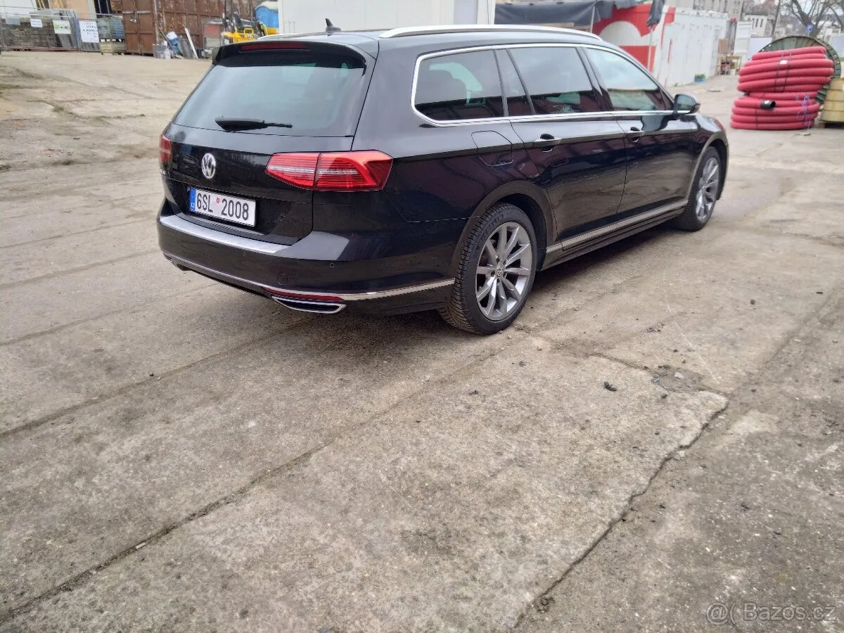Volkswagen Passat 2019 photo 2