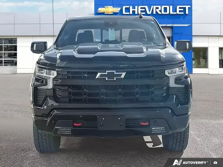 Chevrolet Silverado 1500 2024 photo 2