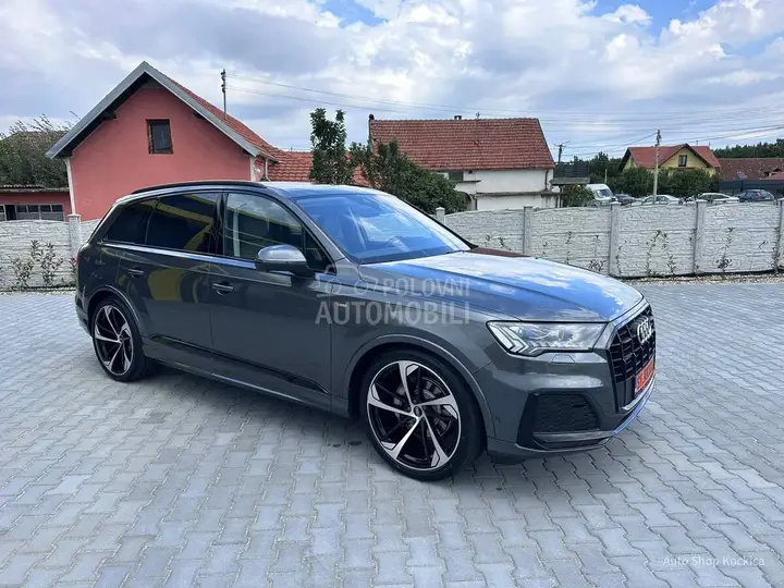 Audi Q7 2020 photo 5