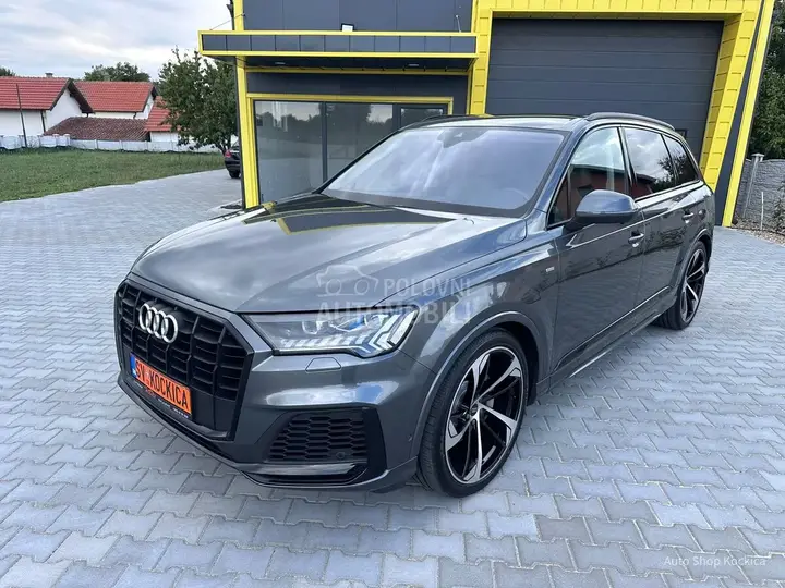 Audi Q7