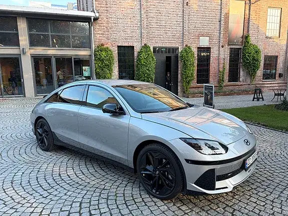 Hyundai Ioniq 6 2025 photo 4
