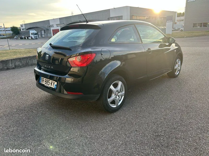 Seat Ibiza 2011 photo 5