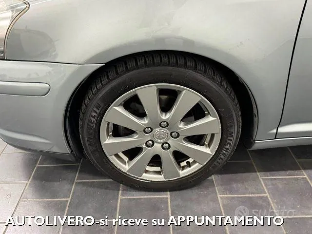 Toyota Avensis 2008 photo 5