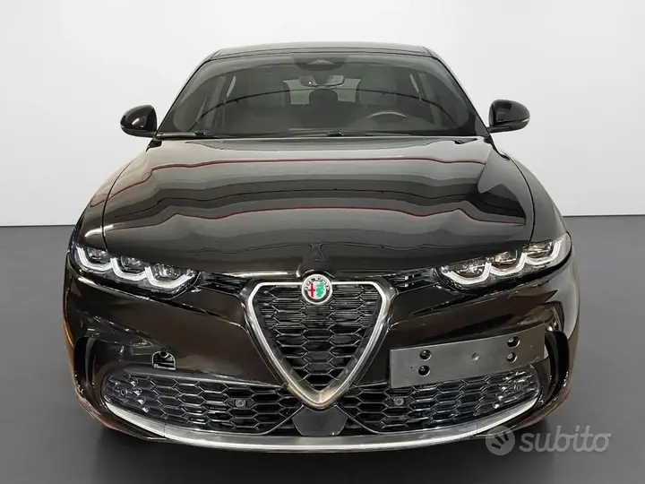 Alfa Romeo Tonale 2024 photo 2