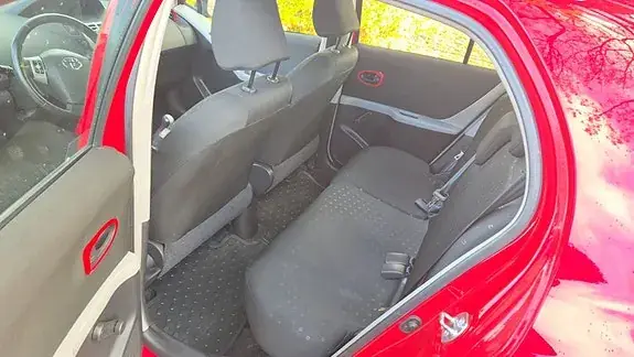 Toyota Yaris 2008 photo 4