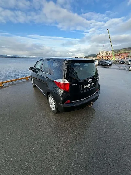 Toyota Verso 2011 photo 5
