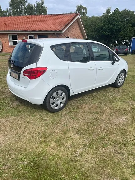 Opel Meriva 2014 photo 3