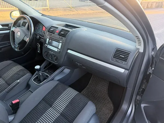 Volkswagen Golf 2008 photo 5