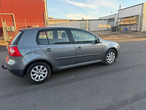 Volkswagen Golf 2008 photo 3