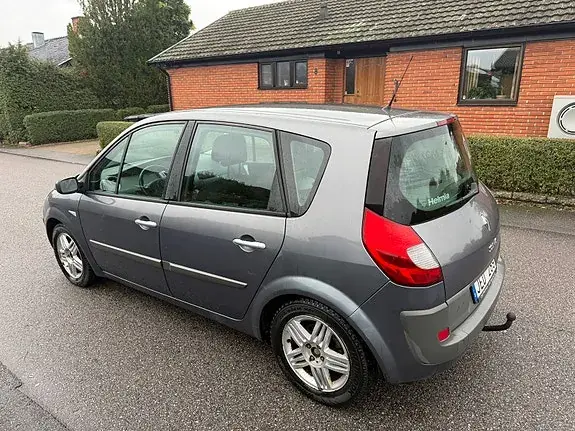 Renault Scenic Ii 2009 photo 3