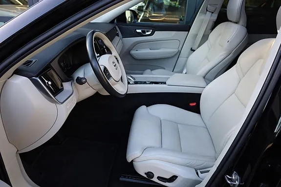 Volvo Xc60 2021 photo 2