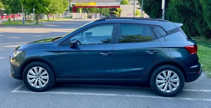 Seat Arona 2022 photo 2