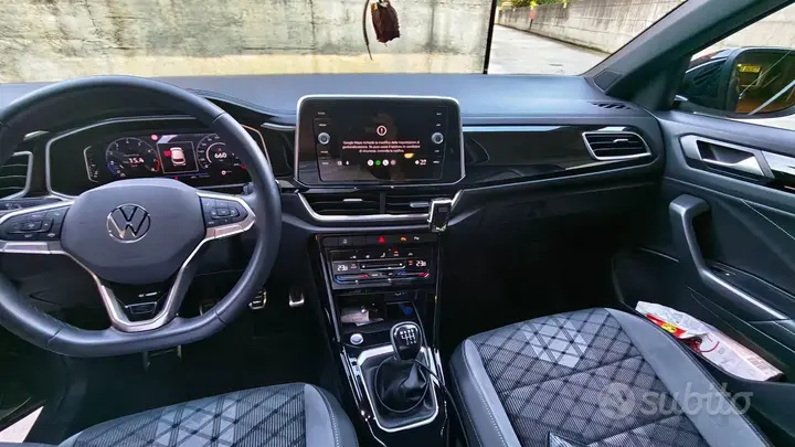 Volkswagen T-Roc 2024 photo 4