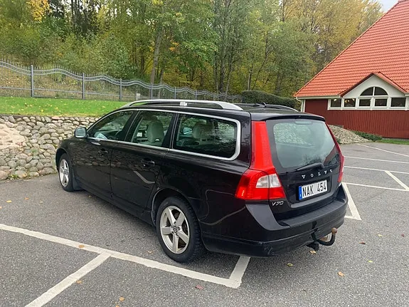 Volvo V70 2013 photo 3