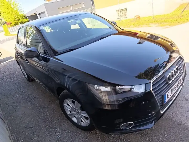 Audi A1 2013 photo 2