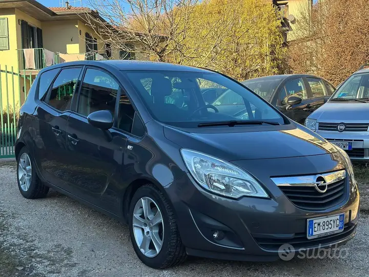 Opel Meriva 2012 photo 4