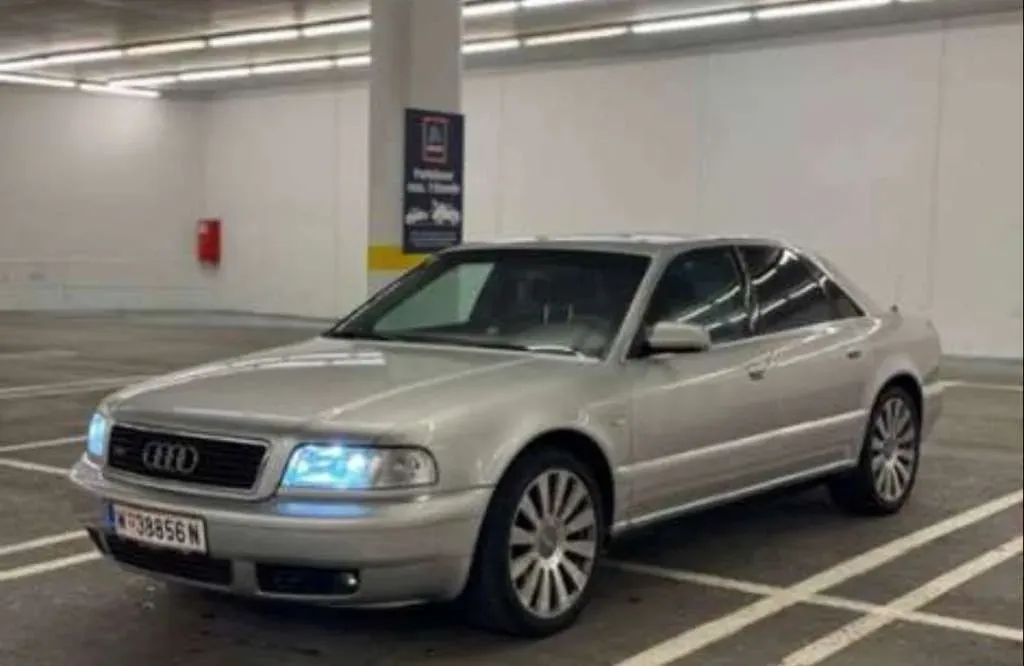 Audi A8