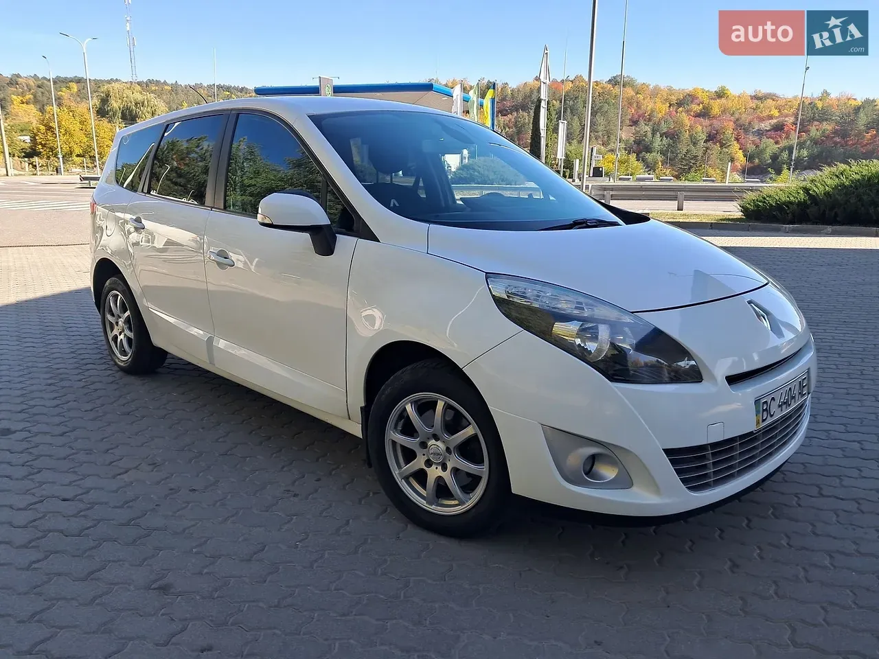 Renault Scenic 2011 photo 4