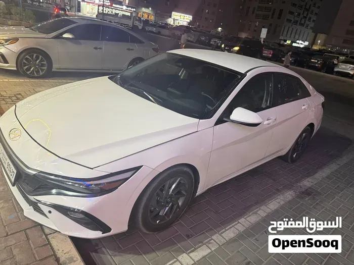 Hyundai Elantra 2024 photo 2