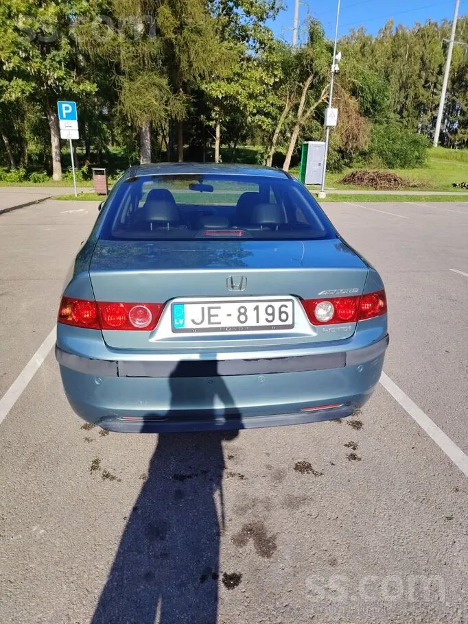 Honda Accord 2005 photo 4