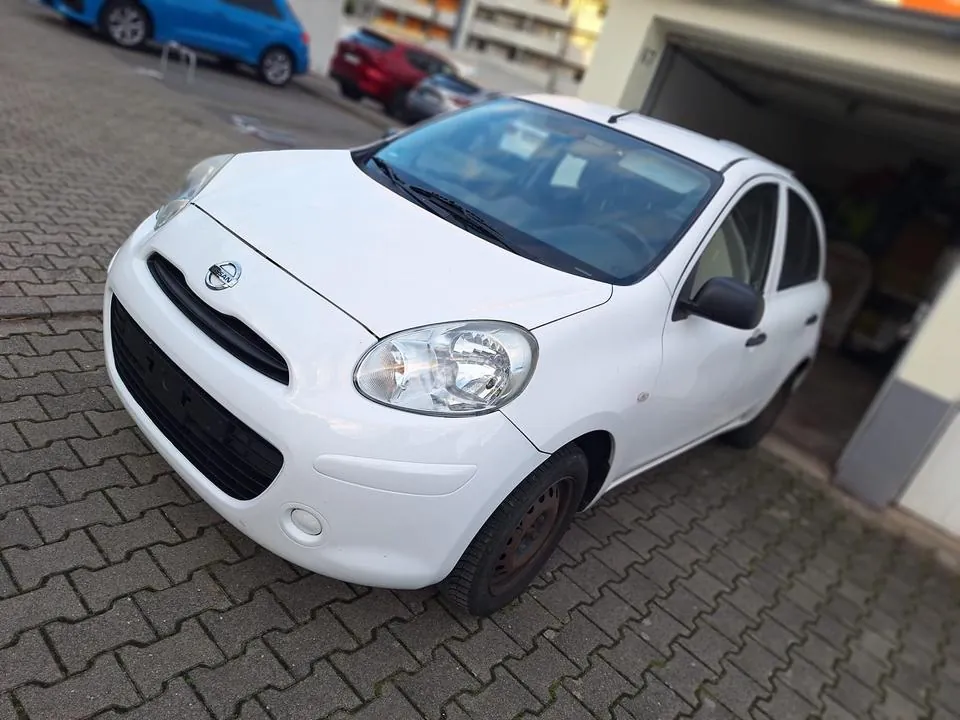 Nissan Micra