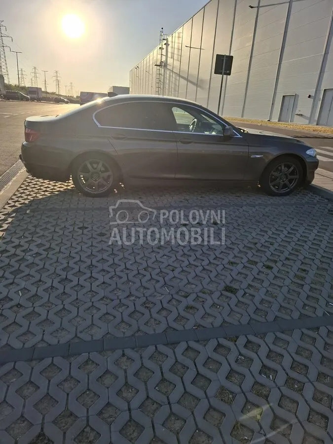 BMW 520 2011 photo 4