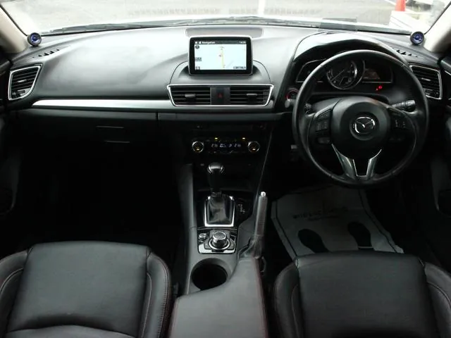 Mazda Axela 2013 photo 5