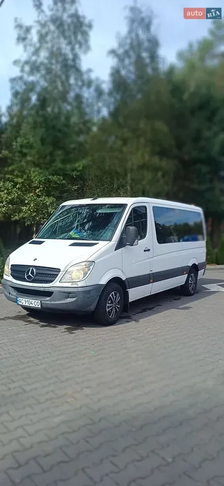 Mercedes-Benz Sprinter 2011 photo 2
