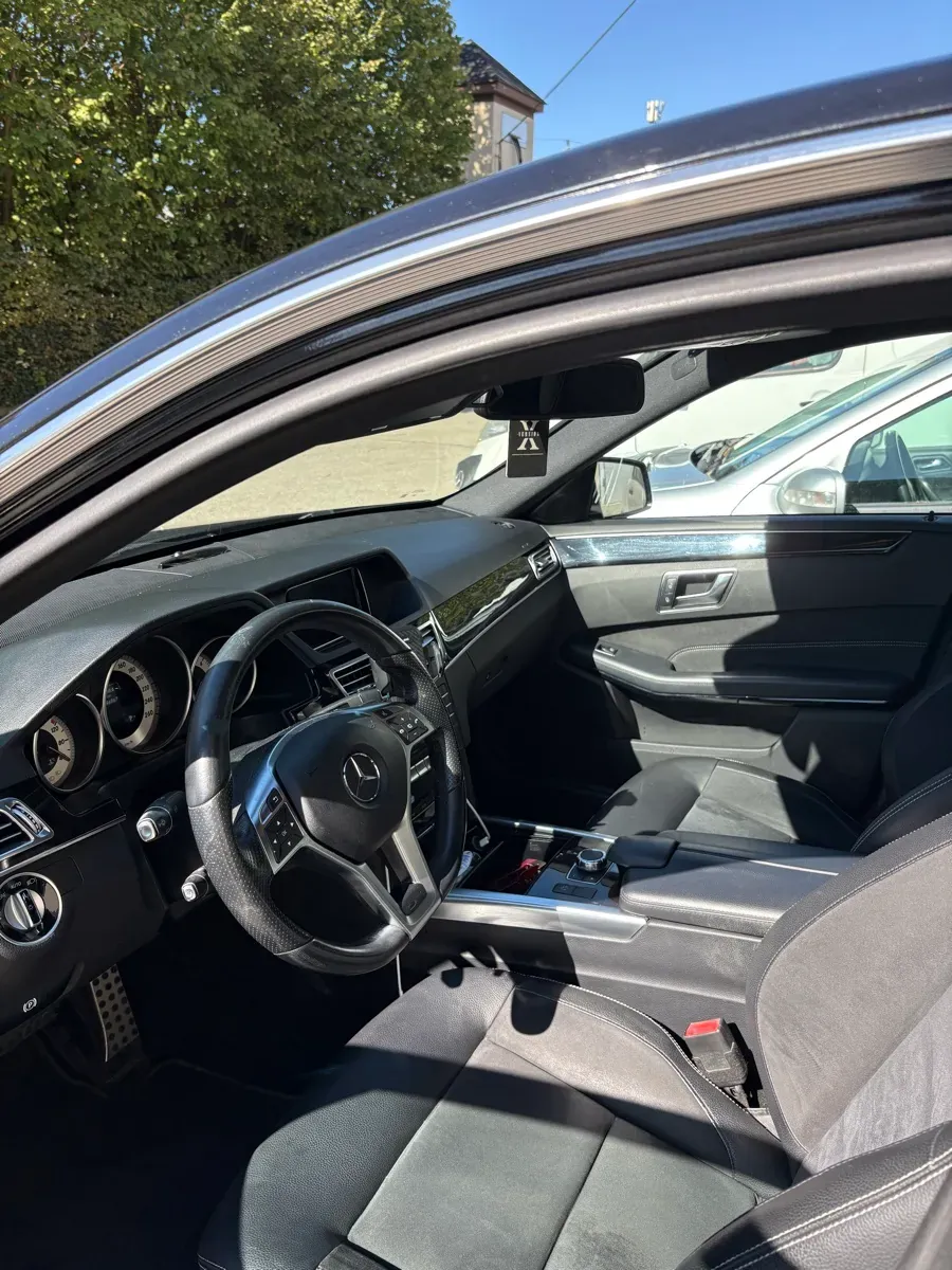 Mercedes-Benz E-Class 2016 photo 3