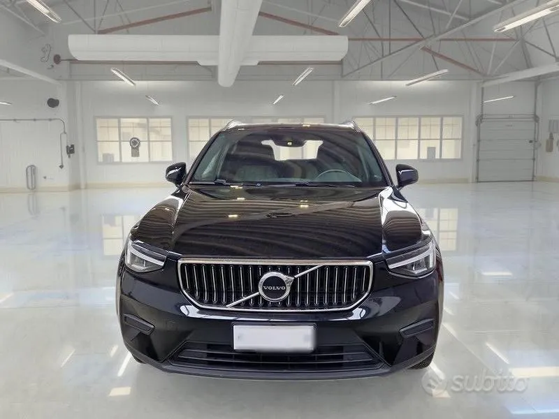 Volvo Xc40 2023 photo 2