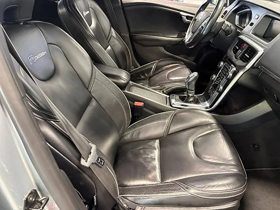 Volvo V40 2013 photo 5