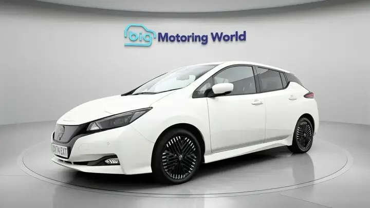 Nissan Leaf 2024 photo 2