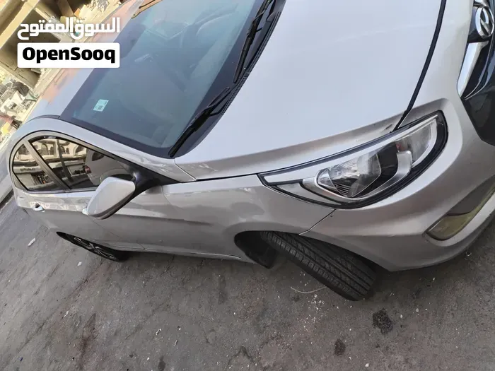 Hyundai Accent 2016 photo 4