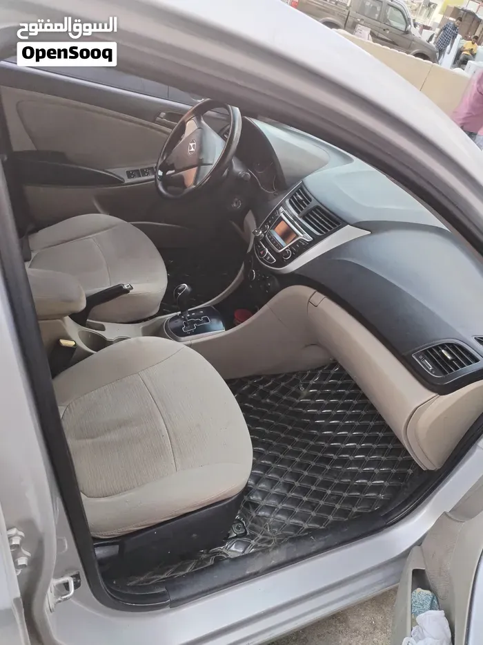 Hyundai Accent 2016 photo 3